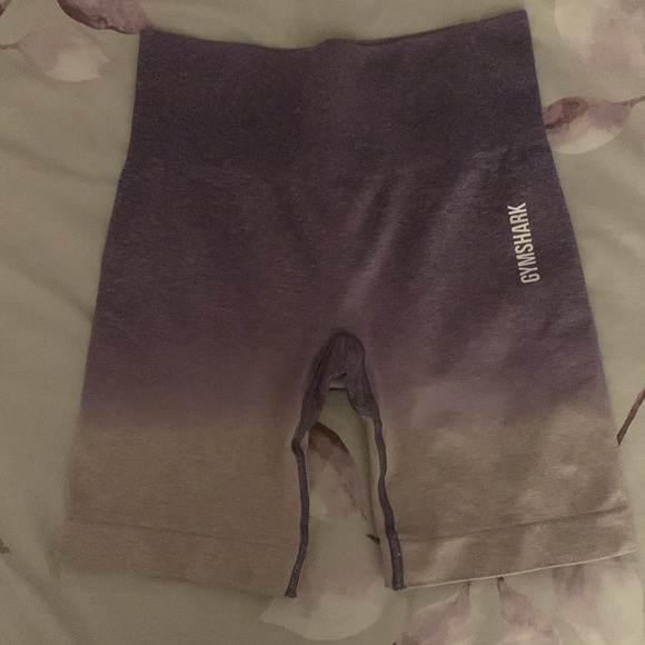 Gymshark Purple ombré athletic shorts - Picture 3 of 4